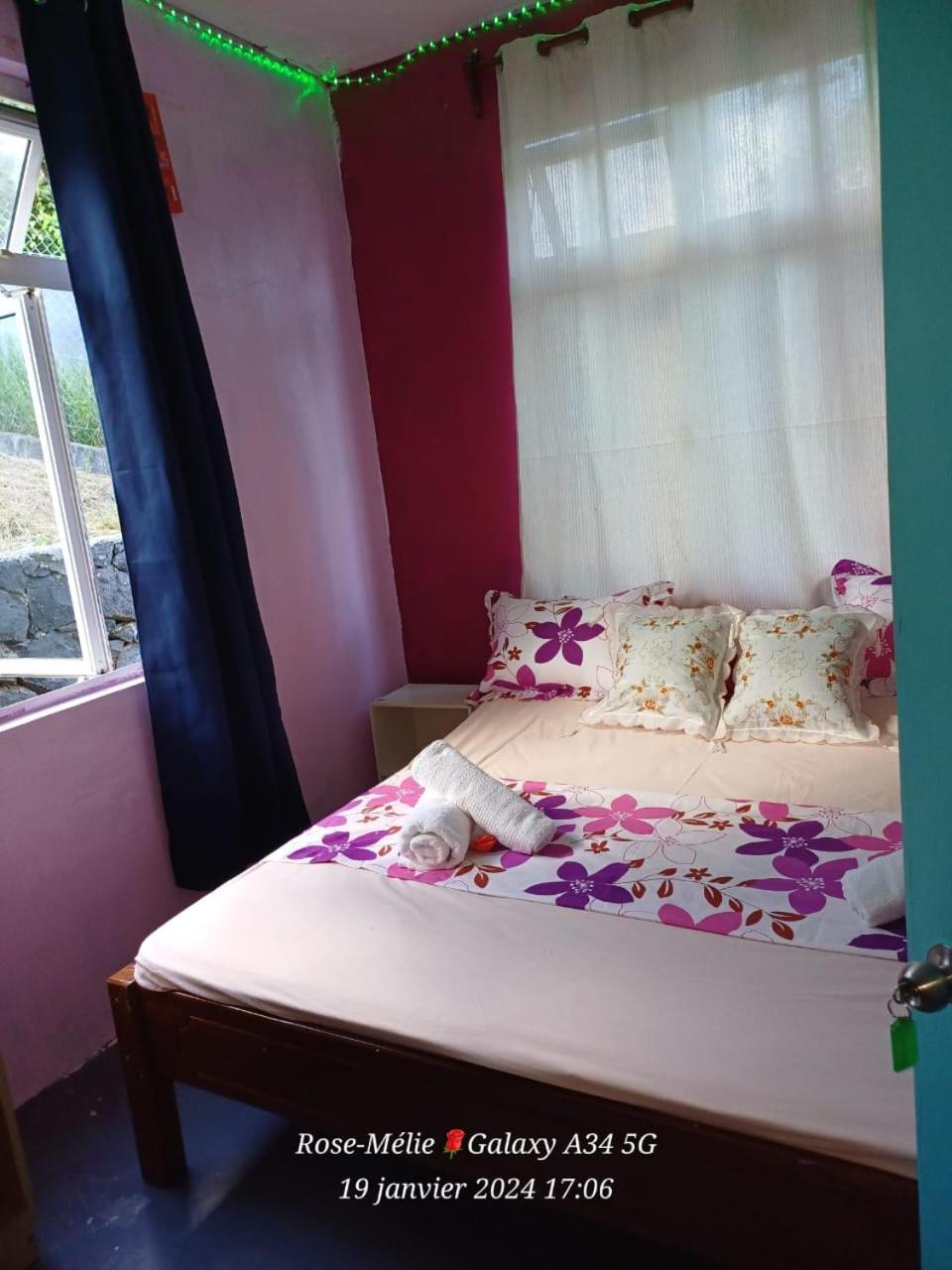 Chez Tonio Magic Ocean View Βίλα Port South East Εξωτερικό φωτογραφία